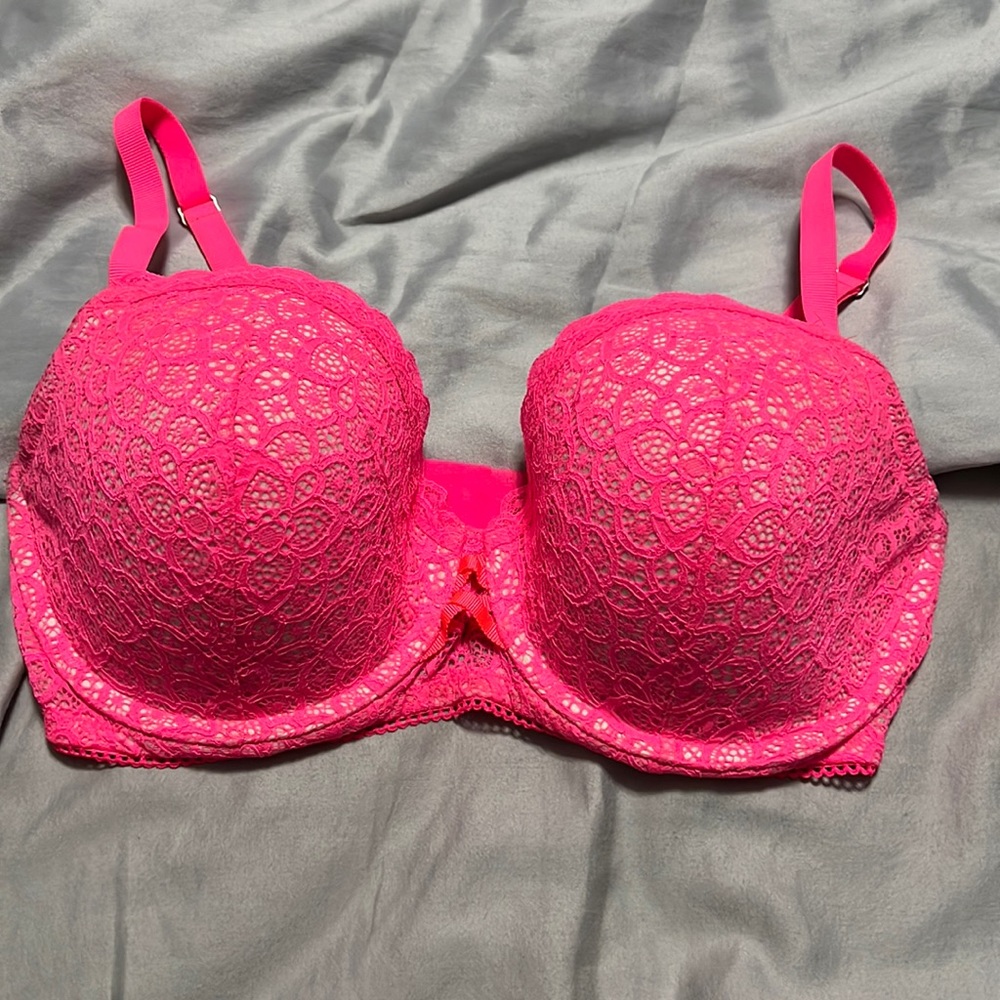 Victoria's Secret Dream Angels lined Demi color pink size 34DDD new without tags